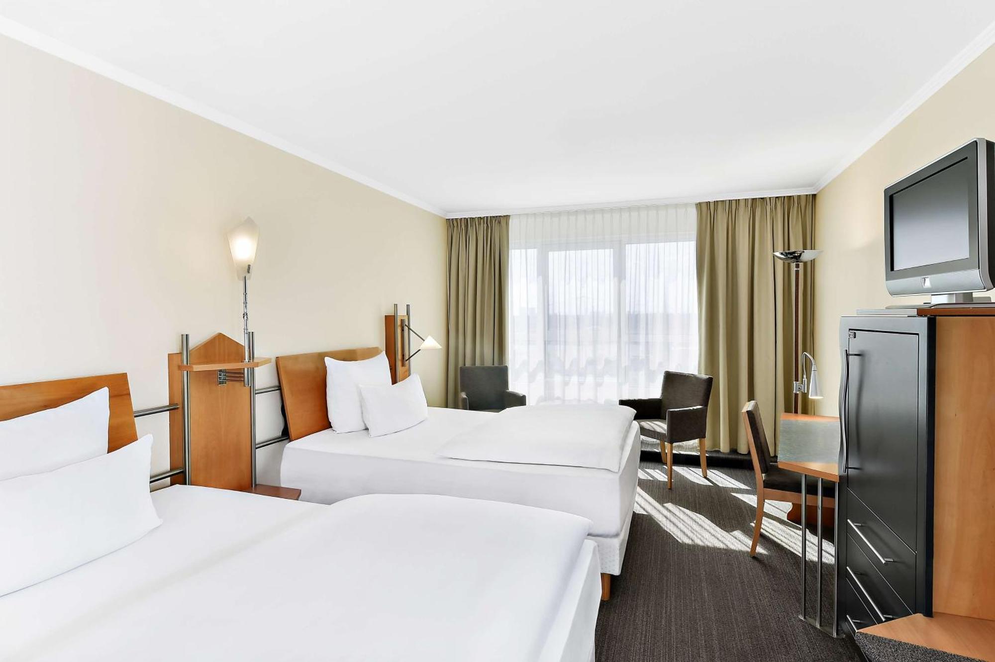 Nh Mannheim Viernheim Hotel Exterior foto